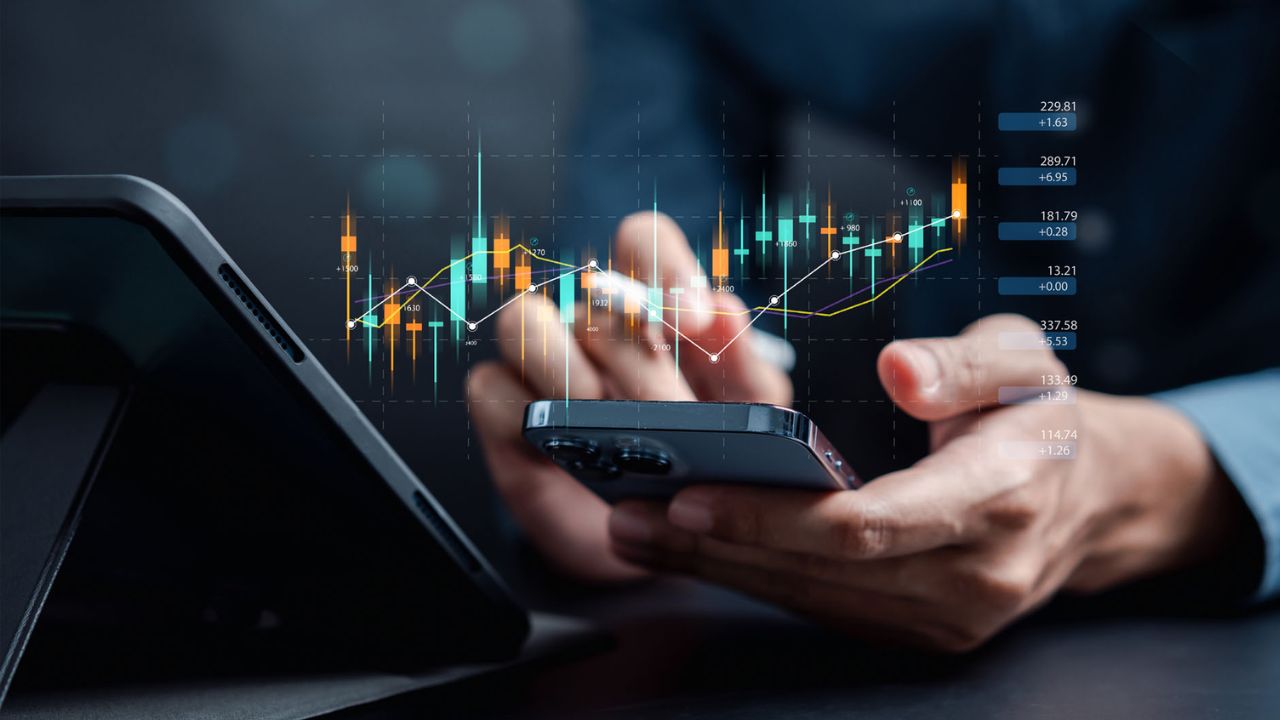 Customer Service: Speed vs. Depth